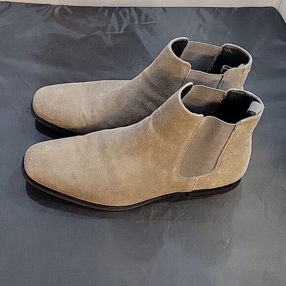 EXPRESS ALMOND TOE SLIP-ON MEN'S LEATHER BOOT - Picture 7 of 16